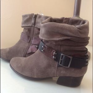 Regarde le Ciel worn once. Suede booties.Like NEW